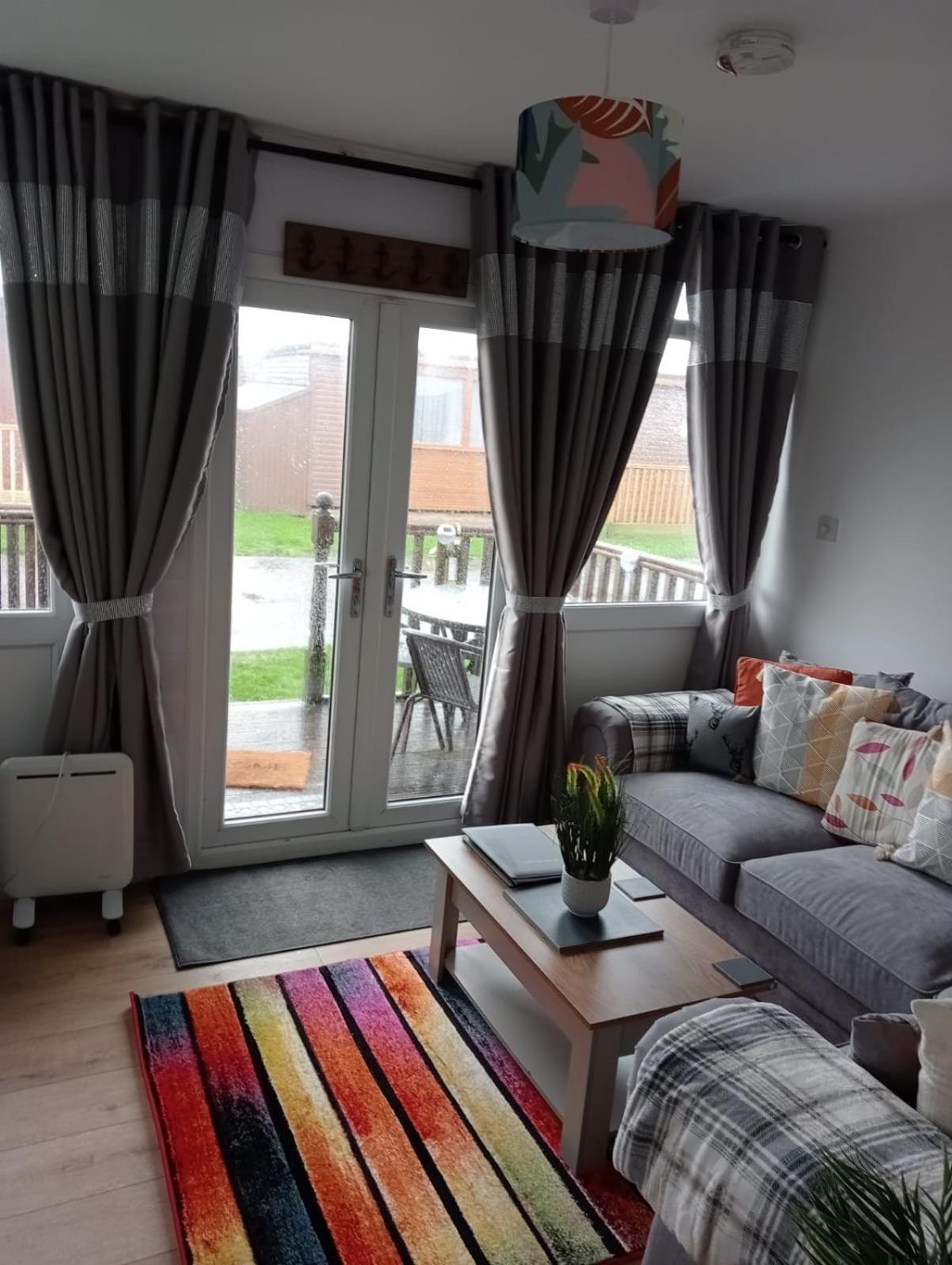 J16 Mablethorpe Pet Friendly Chalet Exterior foto